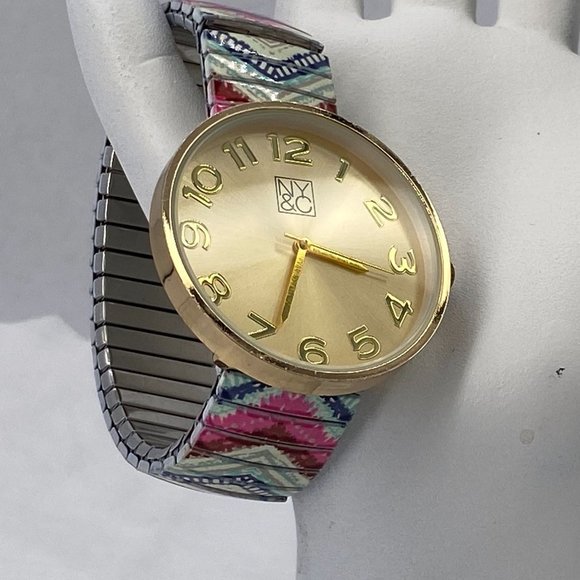 Watch Lady's NY and C 1.5 inch Diameter Gold Tone Face with Gold Toned English N - Picture 4 of 4